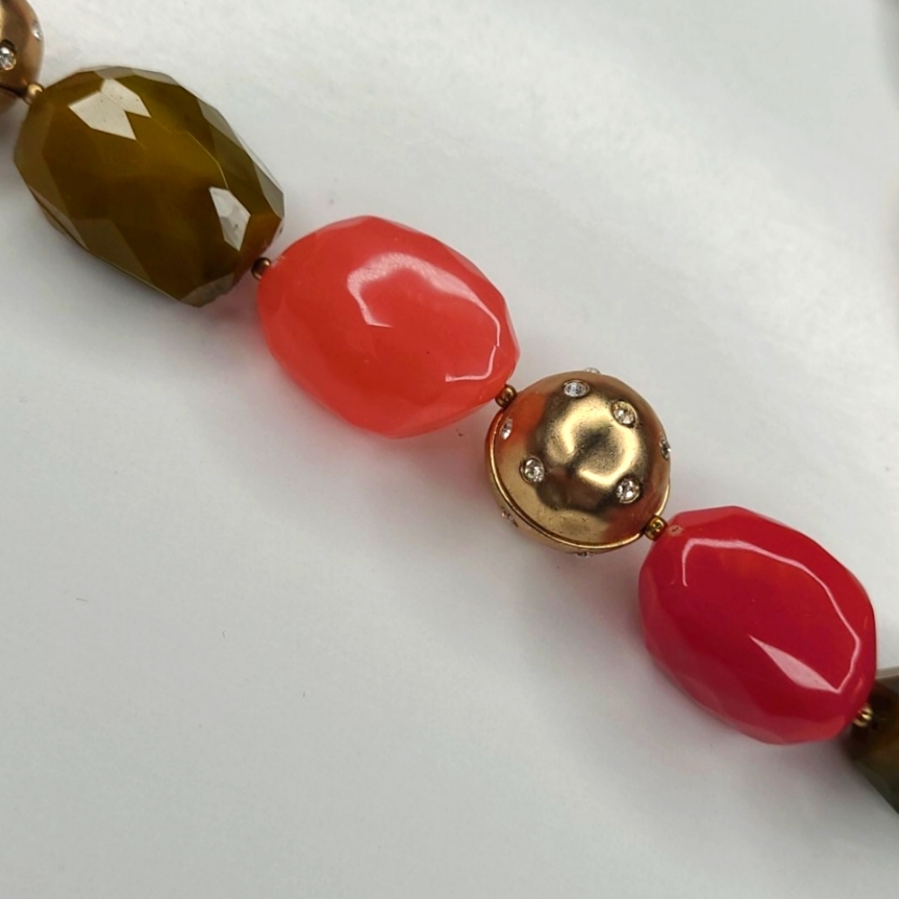 Beaded Statement Necklace - Picture 4 of 4